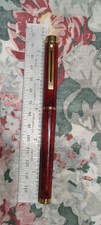 Sheaffer Targa Red Laque 14k Gold Medium Nib Fountain Pen USA  picture