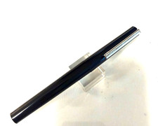 Black Osmiroid cartridge Fountain Pen w Italic MED stub nib. Excellent condition picture