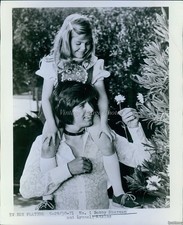 1971 Bobby Sherman Lynnel Atkins Garden May 13 Historic Vintage Photo 8x10 picture