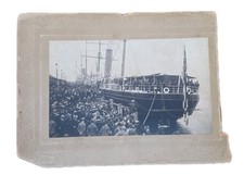 1898 Klondike Gold Rush Steamship Crowd Photo Seattle Yesler Wharf Antique Photo picture