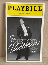 JULIE ANDREWS AUTOGRAPHED “VICTOR/VICTORIA”  1996 Playbill (E) w/COA picture
