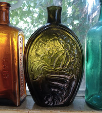 1830s OPEN PONTIL PRETTY GREEN CORNUCOPIA FLOWER URN PINT HISTORICAL FLASK AS IS picture