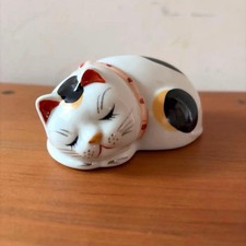 Sleeping Calico Cat Ceramic Figurine Long Eyelashes 10cm Collectible 15+ picture