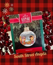 VINTAGE HALLMARK ORNAMENT 1992 BEHOLD I BRING YOU TIDINGS OF GREAT JOY ORNAMENT picture