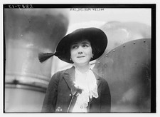 Isabel Valle Mrs James Hope-Nelson 1913 Portrait Hat New York Society picture