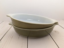Vintage Pyrex Tableware Oval Au Gratin Dish Set/2 #700 10oz Avocado Green picture