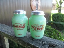 Coca-Cola Large Salt and Pepper Shaker Depression Style Jadiete Glass Retro Logo picture