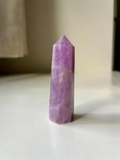 Stunning Natural Kunzite Stone Tower 58g 2.75 Inches picture