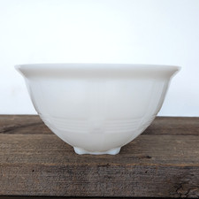 Antique Hazel Atlas Depression Criss Cross Milk Glass White 2 Quart Footed Bowl picture