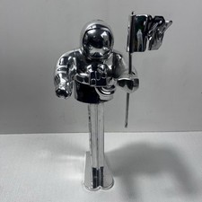 MTV Moonman PEZ Dispenser 2005 Chrome Astronaut Working Promo Display Rare VTG picture