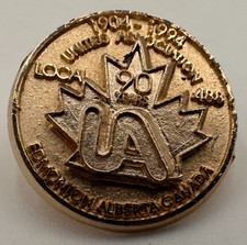 Vtg UA Pin Local 488 Edmonton Alberta Plumbers Pipefitters Steamfitter HVAC picture