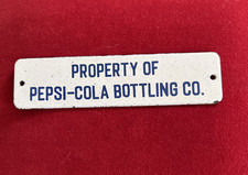 VTG. 1950's PEPSI COLA BOTTLING CO.  PORCELAIN CRATE TAG SIGN 5 7/8