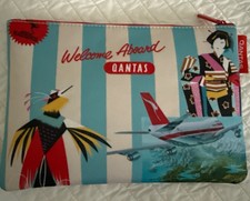 Qantas Limited Edition 2025 ‘Art from the Archive’ Business Amenity kit picture