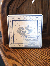 Pfaltzgraff Yorktowne Metal Beverage Napkin Tin Holder 16 Facial Quality Vintage picture