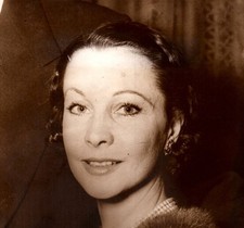1950s HOLLYWOOD VIVIEN LEIGH STUNNING PORTRAIT CANDID ORIGINAL PHOTO MA82 picture