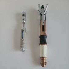 Lot Doctor Who Tenth Eleventh Doctor Sonic Screwdriver from Character Options picture