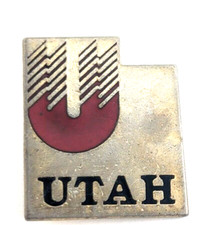 VTG Utah State Map UU Letter Logo Stripes Black Red Silver Tone Pin 1992 GMWS picture