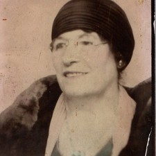 ID'd c1920s Brookline Sarah Shenkel Cloche Hat Fur Coat Snapshot Photo Flapper picture