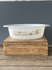 RARE PYREX DUCKS HUNT MARSH SCENE #043 CASSEROLE Wild Fowl 1.5QT READ picture