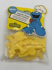 1987 Wilton Sesame Street Cookie Cutters Sealed  picture