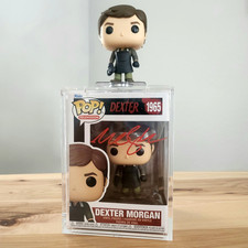 ⭐DEXTER PoP-ToP FUNKO: Michael C. Hall signed DEXTER MORGAN #1965 COA + Display picture