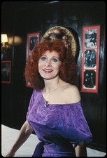 Photo:Anita Morris 1980s Nine Broadway Play Singer Entertainer Portrait picture