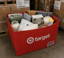 Amazon Reseller Lot – Assorted General Merchandise Clearance Stock picture