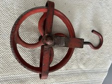 Vintage 7 1/2” Rope ( Well ) pulley. picture