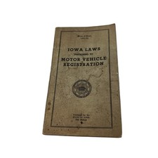 1951-52 Iowa Motor Vehicle Registration Laws Booklet Historical Document picture