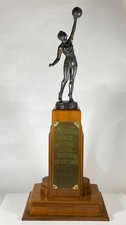 Vintage 1945-46 New Britain YMCA Industrial Girls Basketball Champions Trophy picture