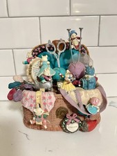 Vtg Enesco Knittin' Pretty Deluxe Music Box  “Whistle While You Work”-Still Work picture