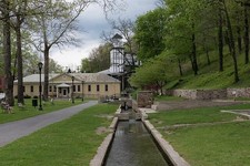 Photo:Berkeley Springs WV 2015 Resort Hotel Tower Grounds picture