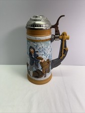 1982 Norman Rockwell  “Braving The Storm” Collector Stein #8,632 picture