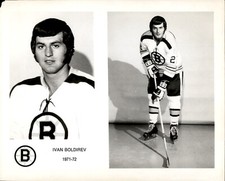PF10 Original Photo IVAN BOLDIREV 1971-72 BOSTON BRUINS NHL ICE HOCKEY CENTER picture