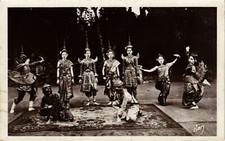 Old postcard AK ANGKOR-VATH Cambodian dancers Folklore CAMBODIA INDOCHINA (779509) picture