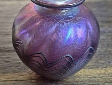 GORGEOUS ROBERT HELD IRIDESCENT ART GLASS VASE - SIGNED picture