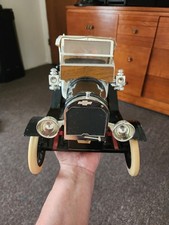 AN ARISTO-CRAFT CREATION picture