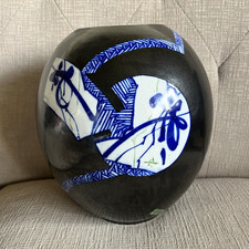 Vintage 1981 Tsukashin Studio Pottery Vase Signed Art Ceramic Blue White 11.25