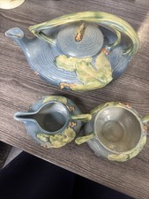 Vintage 3 Pc Roseville Pottery Blue Bushberry Tea Set Sugar Cream MCM picture