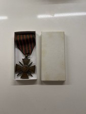 WWI French Croix de Guerre Bronze Cross of War with 1 Star 1914-1918 + Case picture