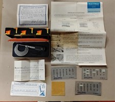 Vtg Brown & Sharpe 599-1 Slant/Line Micrometer 0-1