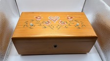 VTG Lane Cedar Wood Box /jewelry Hearts And Flowers 1989 9x5x3.5” picture