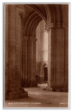 Peterborough Cathedral Peterborough England UNP DB Postcard U26 picture