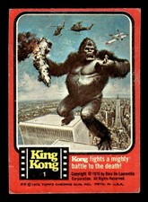 Kong fights a mighty battle to the death 1976 Topps King Kong #1 picture