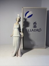 RETIRED 1998 ‘TALK OF THE TOWN’ LLADRO  Porcelain Figurine #5788 picture