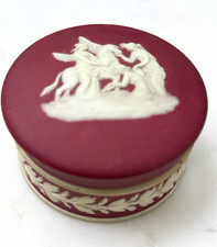 Antique crimson Wedgwood  jasperware round covered pomade trinket dish picture
