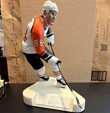 Salvino Eric Lindros #88 Flyers Signed Numbered Ltd Ed Resin Figurine 1996 12