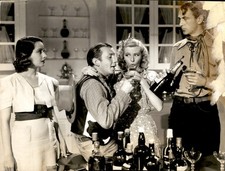 LMPE30 Orig Photo GARY COOPER MERLE OBERON FUZZY KNIGHT 1938 COWBOY & THE LADY picture