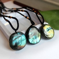 Delicate Natural Labradorite Pendant Crystal Necklace Healing Stone Necklace picture