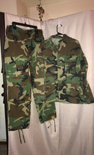 Vintage US Army M81 Woodland Camo BDU Uniform Set Jacket S-Reg / Pants Med-Long picture